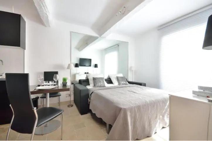 Appartement 3 Studios Centre Ville Saint Tropez Avec Parking Saint-Tropez Exterior foto
